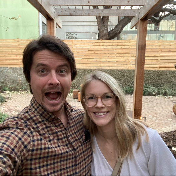 Meet your Posher, Louise - Picture 2 of 2